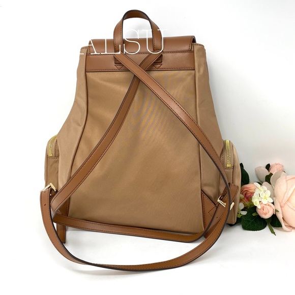 Michael Kors Abbey Cargo Backpack DK Brown Khaki W - Picture 4 of 6